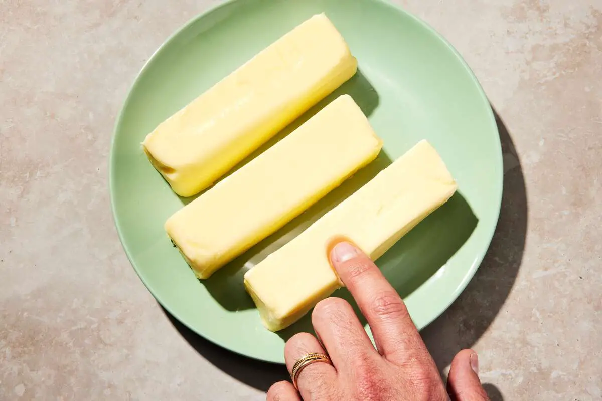 Pruebas de horneado: ¿Cuál es la mejor manera de ablandar la mantequilla rápidamente?